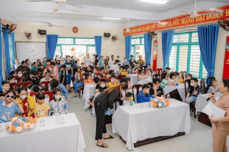có nhiều hoàn cảnh khó khăn